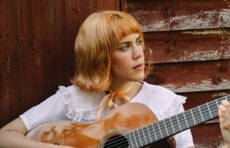 Bess Atwell shares her new EP this week.