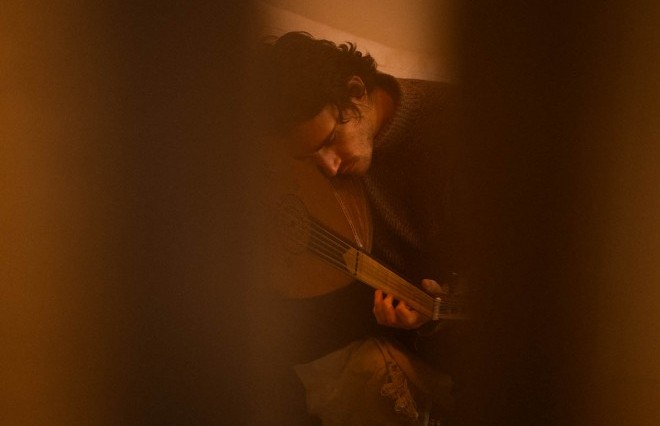 Tamino releases new track, Dissolve