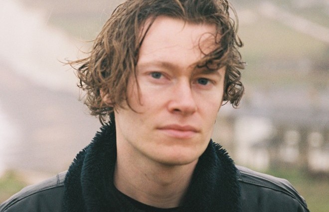 Oscar Browne signs to So Young Records